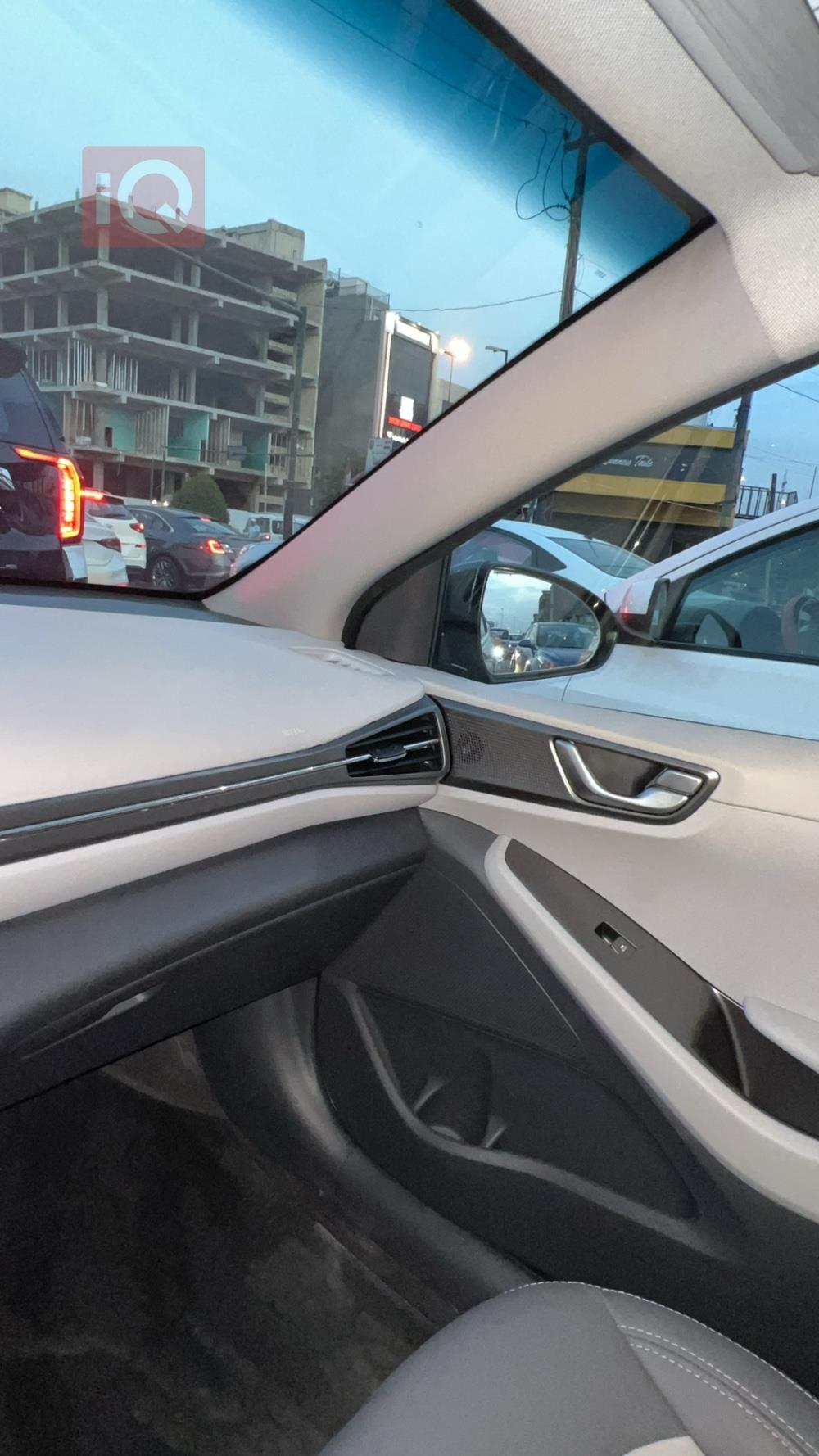 هیوندای ئایۆنیک